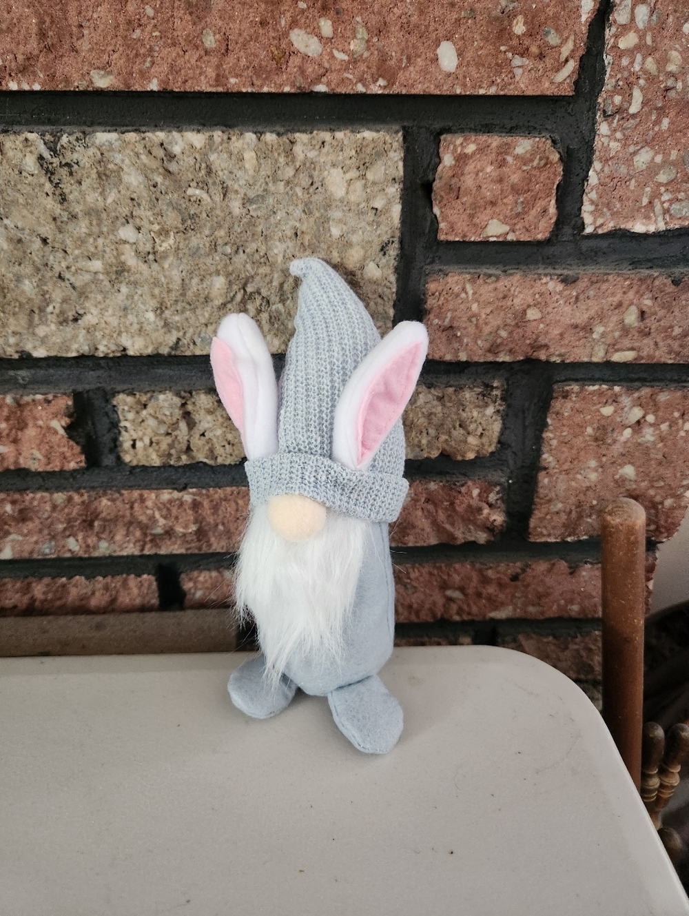 🎉 Gray Easter Themed Gnome